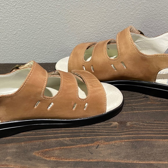 Proper Breeze Women's Size 8W(D)‎ Leather Slingback Sandals Style #W0001 Tan - Picture 9 of 13